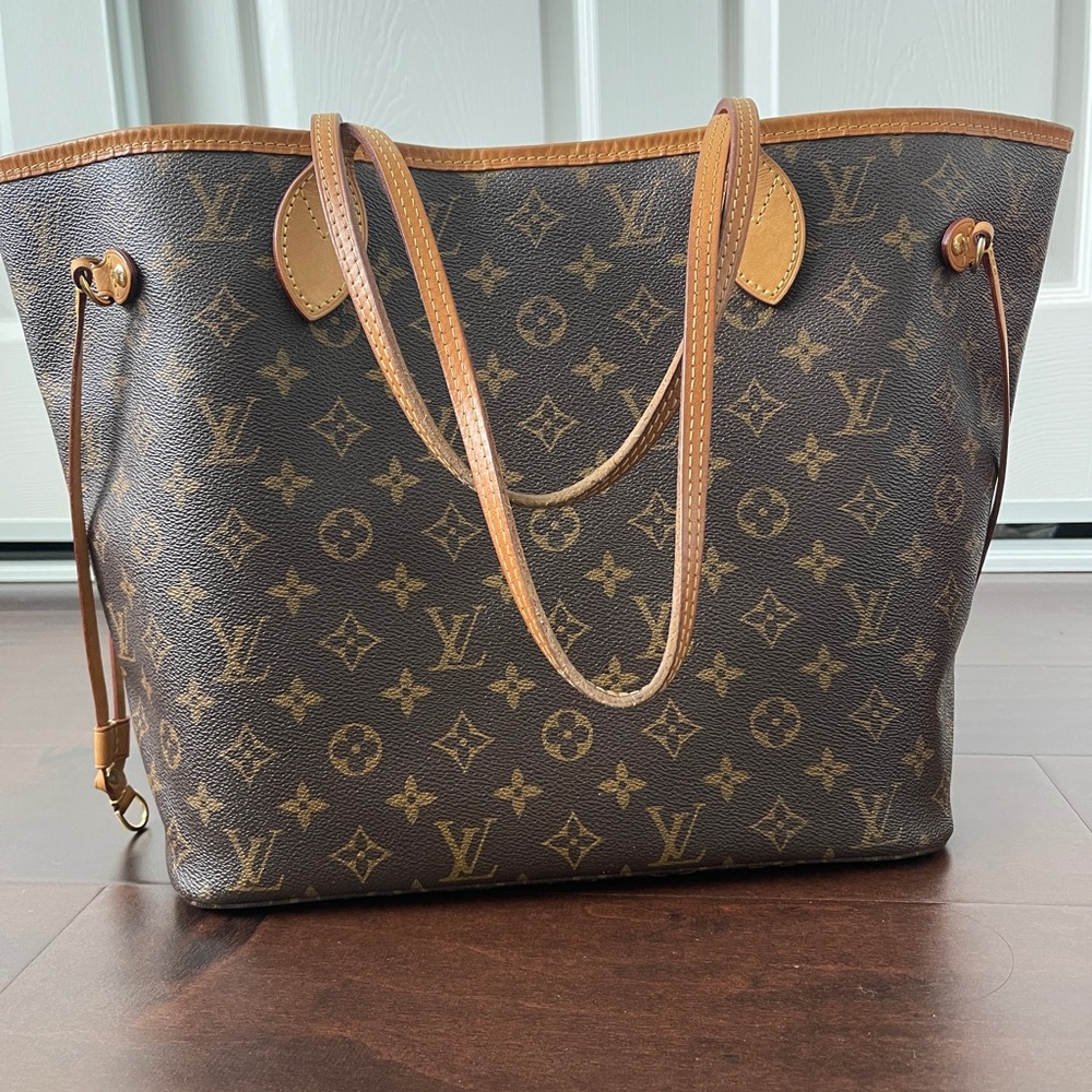 *AUTHENTIC* Louis Vuitton Neverfull MM (pivoine)